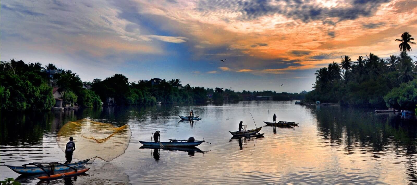 Un hermoso paisaje de pesca interior de Negombo Sri Lanka